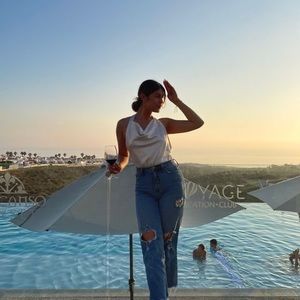 Meet your Posher, Elena